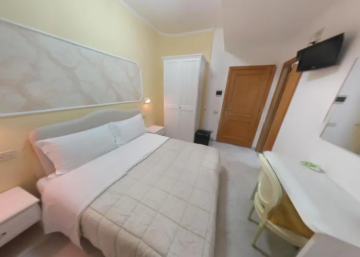 Hotell Linda Sorrento